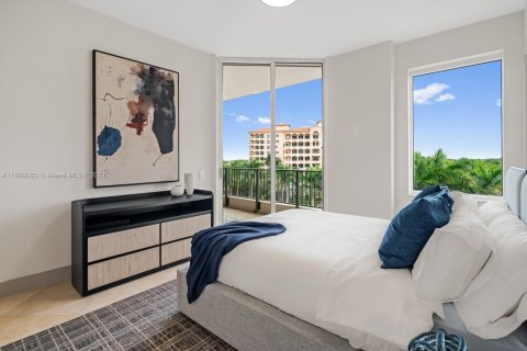Condo in Coral Gables, Florida, 3 bedrooms  № 1763656 - photo 19
