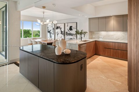 Condo in Coral Gables, Florida, 3 bedrooms  № 1763656 - photo 8