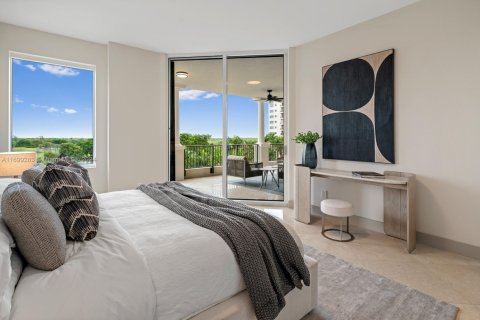 Condo in Coral Gables, Florida, 3 bedrooms  № 1763656 - photo 13