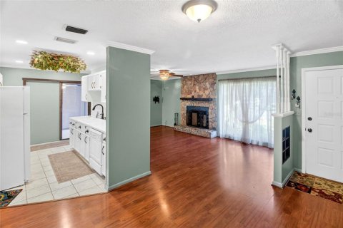 House in Ocala, Florida 3 bedrooms, 105.17 sq.m. № 2151935 - photo 4
