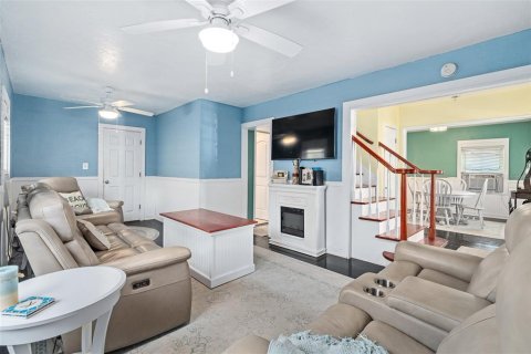 Купить виллу или дом в Дейтона-Бич, Флорида 5 комнат, 160.91м2, № 2214248 - фото 10