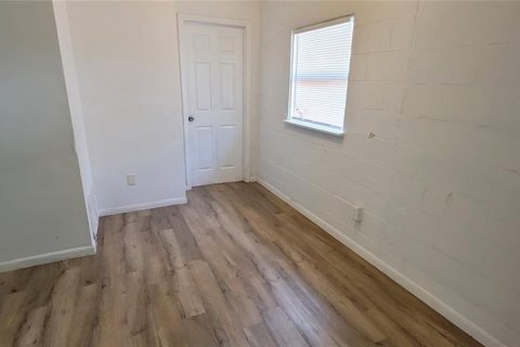 Villa ou maison à louer à Gainesville, Floride: 3 chambres, 95.04 m2 № 1740243 - photo 4