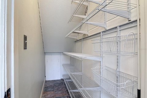 Casa en venta en Deltona, Florida, 4 dormitorios, 288.37 m2 № 1796636 - foto 16