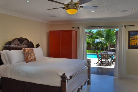 Villa ou maison à louer à Hollywood, Floride: 5 chambres, 361.3 m2 № 1960071 - photo 7