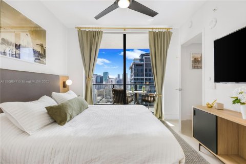 Condominio en alquiler en Miami, Florida, 2 dormitorios, 77.76 m2 № 2012182 - foto 9