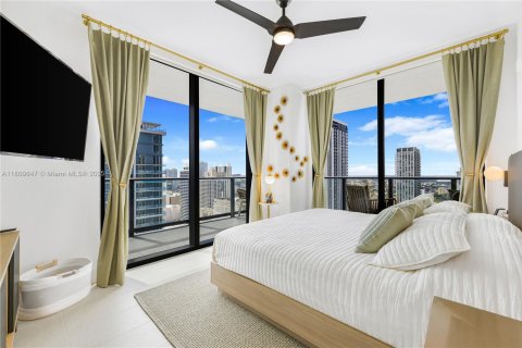 Condominio en alquiler en Miami, Florida, 2 dormitorios, 77.76 m2 № 2012182 - foto 6