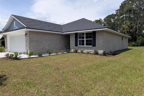 House in Palm Coast, Florida 3 bedrooms, 127.09 sq.m. № 2119747 - photo 24