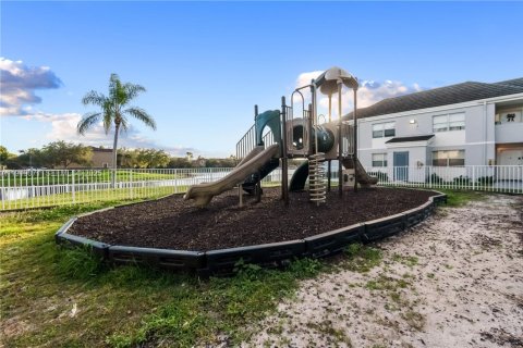 Condo in Cutler Bay, Florida, 2 bedrooms  № 1977132 - photo 23