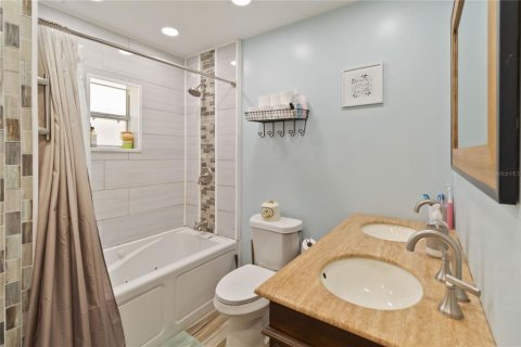 Casa en venta en Apopka, Florida, 4 dormitorios, 164.9 m2 № 1873123 - foto 16