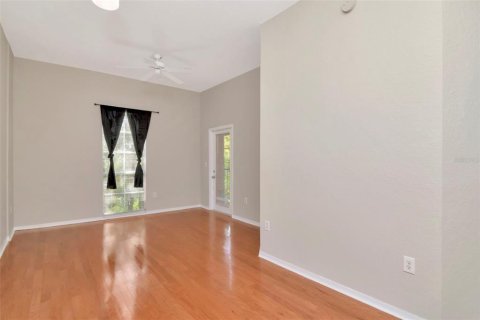 Condo in Tampa, Florida, 1 bedroom  № 1873121 - photo 13