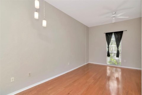 Condo in Tampa, Florida, 1 bedroom  № 1873121 - photo 12