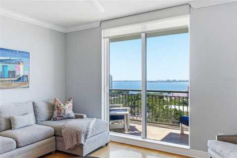 Copropriété à vendre à Sarasota, Floride: 2 chambres, 122.91 m2 № 2214716 - photo 8