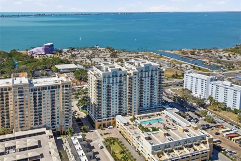 Condo in Sarasota, Florida, 2 bedrooms  № 2214716