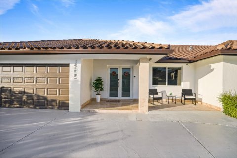 Casa en venta en Miami, Florida, 4 dormitorios, 202.16 m2 № 2007609 - foto 9