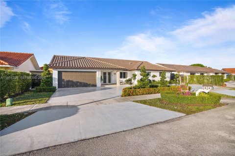 Casa en venta en Miami, Florida, 4 dormitorios, 202.16 m2 № 2007609 - foto 6