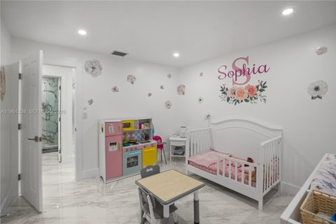 Casa en venta en Miami, Florida, 4 dormitorios, 202.16 m2 № 2007609 - foto 28