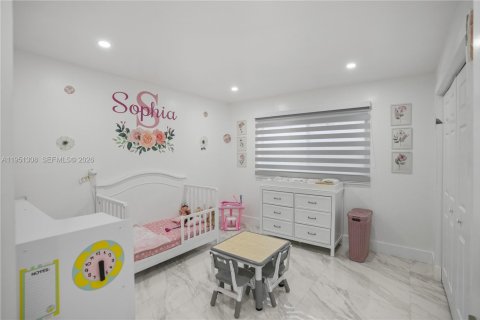 Casa en venta en Miami, Florida, 4 dormitorios, 202.16 m2 № 2007609 - foto 27