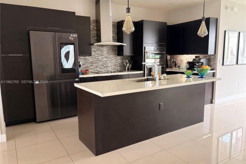 Touwnhouse à louer à Doral, Floride: 3 chambres, 177.26 m2 № 2024117 - photo 15