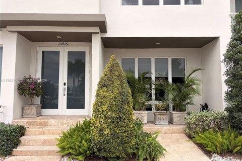 Touwnhouse à LANDMARK à Doral, Floride 3 chambres, 177.26 m2 № 2024117