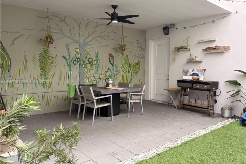Touwnhouse à louer à Doral, Floride: 3 chambres, 177.26 m2 № 2024117 - photo 12