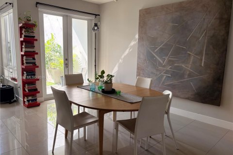 Touwnhouse à louer à Doral, Floride: 3 chambres, 177.26 m2 № 2024117 - photo 7