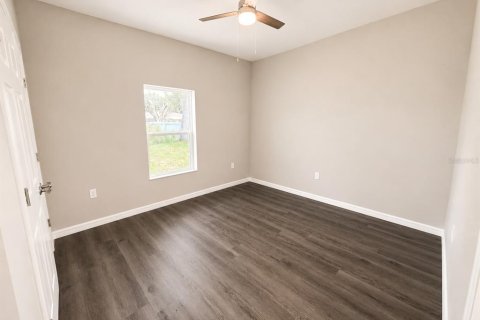 House in Tampa, Florida 3 bedrooms, 116.22 sq.m. № 2113607 - photo 18