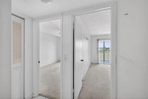 Купить кондоминиум в Бока-Ратон, Флорида 5 комнат, 79.99м2, № 2084771 - фото 23