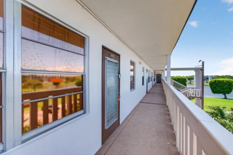 Купить кондоминиум в Бока-Ратон, Флорида 5 комнат, 79.99м2, № 2084771 - фото 6