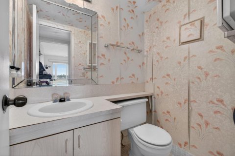 Купить кондоминиум в Бока-Ратон, Флорида 5 комнат, 79.99м2, № 2084771 - фото 29