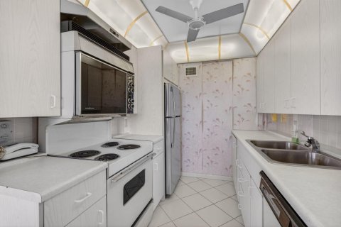 Купить кондоминиум в Бока-Ратон, Флорида 5 комнат, 79.99м2, № 2084771 - фото 18