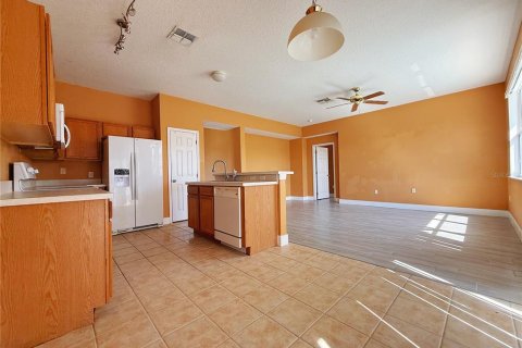 Casa en alquiler en Davenport, Florida, 4 dormitorios, 182.09 m2 № 1912208 - foto 5
