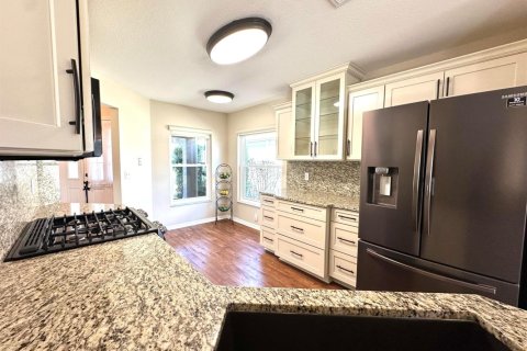 House in Ocala, Florida 2 bedrooms, 139.35 sq.m. № 2146440 - photo 6