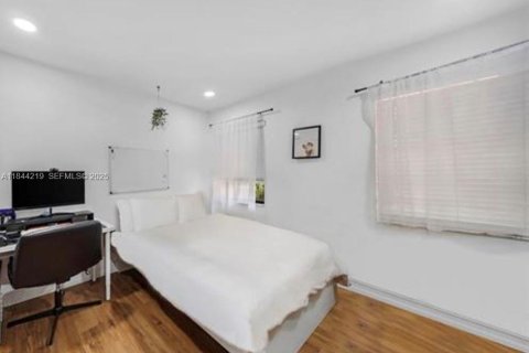 Купить виллу или дом в Хайалиа, Флорида 2 спальни, 126.07м2, № 2042313 - фото 10