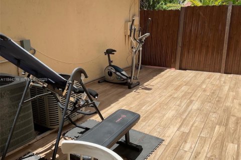 Купить виллу или дом в Хайалиа, Флорида 2 спальни, 126.07м2, № 2042313 - фото 19