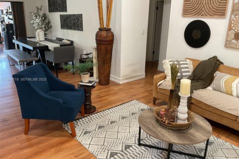 Купить виллу или дом в Хайалиа, Флорида 2 спальни, 126.07м2, № 2042313 - фото 6