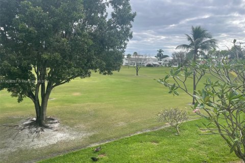 Condominio en venta en Pompano Beach, Florida, 2 dormitorios, 70.61 m2 № 1863785 - foto 5
