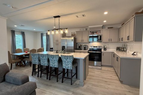 Apartment in Okeechobee, Florida 3 bedrooms, 116.87 sq.m. № 2275817
