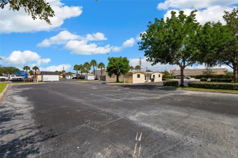 Commercial property in St. Lucie, Florida № 1770408 - photo 24