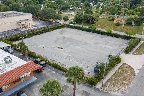 Commercial property in St. Lucie, Florida № 1770408 - photo 27