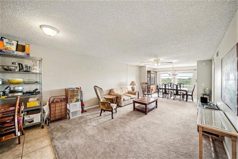 Condominio en venta en Saint Petersburg, Florida, 2 dormitorios, 92.9 m2 № 2108989 - foto 4