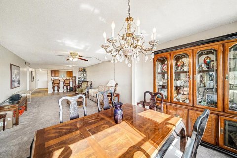 Condominio en venta en Saint Petersburg, Florida, 2 dormitorios, 92.9 m2 № 2108989 - foto 9