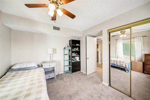 Condominio en venta en Saint Petersburg, Florida, 2 dormitorios, 92.9 m2 № 2108989 - foto 18