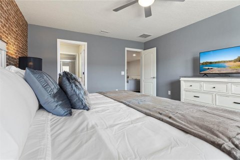 Touwnhouse à vendre à Kissimmee, Floride: 5 chambres, 210.24 m2 № 2406323 - photo 18