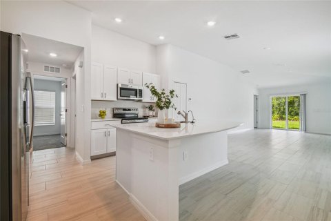 House in ANGELINE in Land O' Lakes, Florida 3 bedrooms, 134.8 sq.m. № 1876014 - photo 8