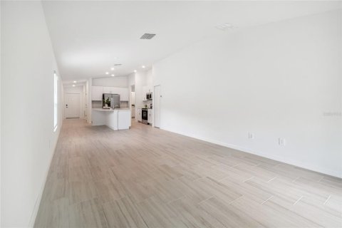 House in ANGELINE in Land O' Lakes, Florida 3 bedrooms, 134.8 sq.m. № 1876014 - photo 15