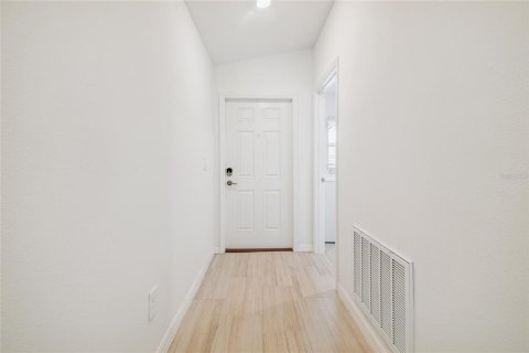 House in ANGELINE in Land O' Lakes, Florida 3 bedrooms, 134.8 sq.m. № 1876014 - photo 6