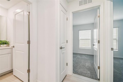 House in ANGELINE in Land O' Lakes, Florida 3 bedrooms, 134.8 sq.m. № 1876014 - photo 29