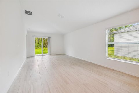 House in ANGELINE in Land O' Lakes, Florida 3 bedrooms, 134.8 sq.m. № 1876014 - photo 13