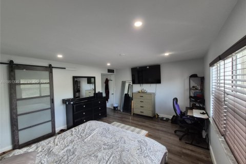 Condominio en venta en Lauderhill, Florida, 2 dormitorios, 111.48 m2 № 2006362 - foto 12