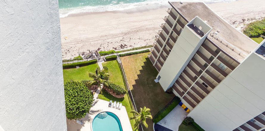 Condo à Riviera Beach, Floride, 2 chambres  № 1168491